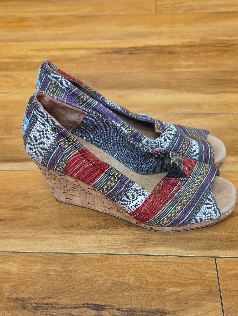 Toms Lina Wedge Espadrille Peep Toe Tribal Aztec Purple Multi Colored Size 7.5